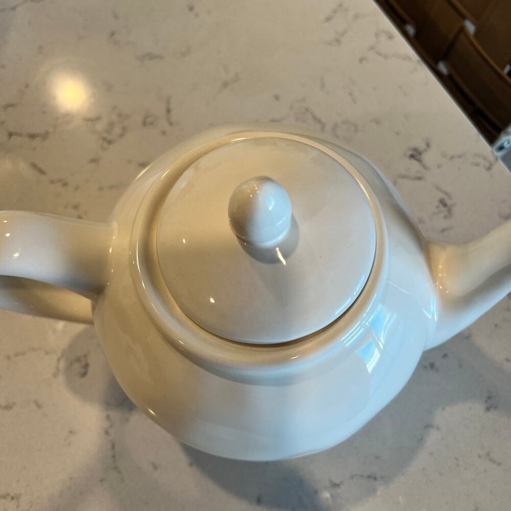 Rae Dunn Teapot - Picture 5 of 5